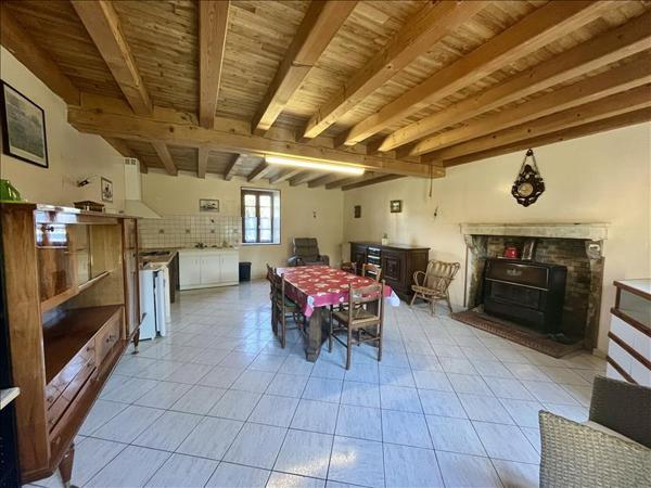Maison à vendre |  Alloue |  2 pièces | 59 m²