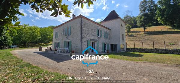 Propriété de charme au coeur de la nature à vendre 6 pièces et 124763m² de PUJOLS (47)