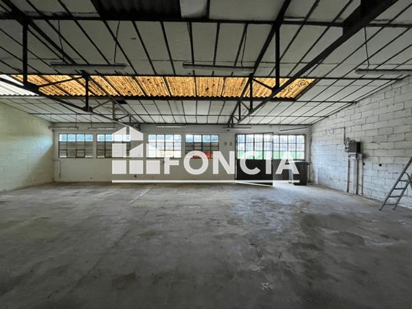 Location Local commercial 1 pièce 113 m² - 35 ROUTE DE LIMOGES Taponnat Fleurignac 16110