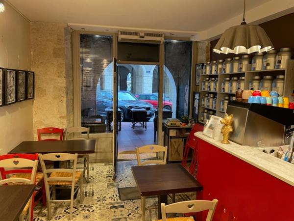 Fonds de commerce à vendre FLEURANCE (32) - salon de thé