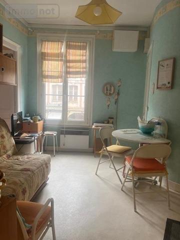 Immeuble de rapport à vendre à Honfleur dans le Calvados (14600), ref : HO814