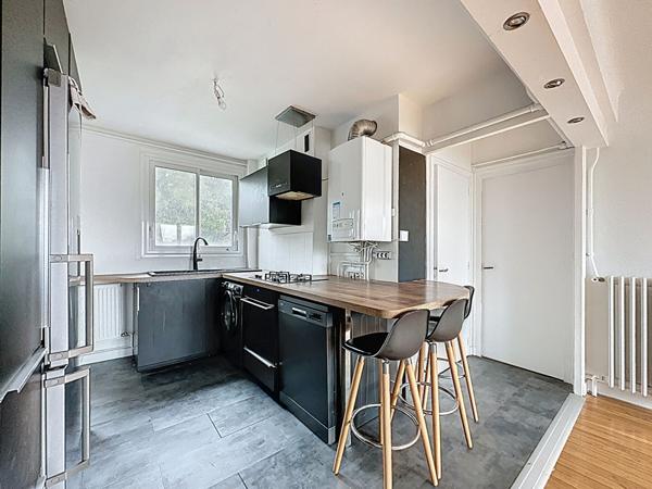 Appartement quartier Zola à Nantes 4 pièces 2 chambres, garage fermé