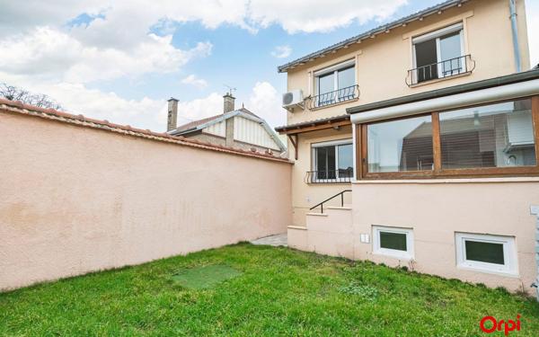 Maison à vendre    4 pièces • 94 m2 Saint-Brice-Courcelles