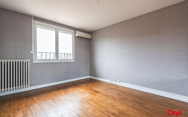 Maison à vendre    4 pièces • 94 m2 Saint-Brice-Courcelles