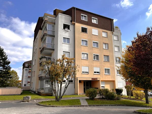 Appartement T4 avec loggia de 78m² ? St Apollinaire (La Fleuriée)