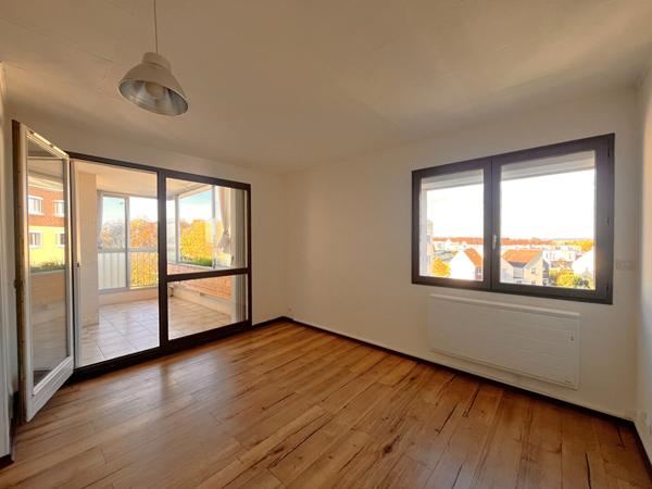 Appartement T4 avec loggia de 78m² ? St Apollinaire (La Fleuriée)