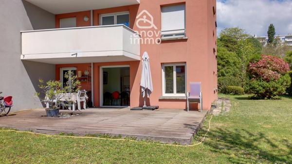 Rez de jardin
                                                                                                                                                                                                                                                                                                                        5 pièce(s)                                                                                                                                                                                                          4 chambre(s)                                                                                                                                                                                                          95.18  m²