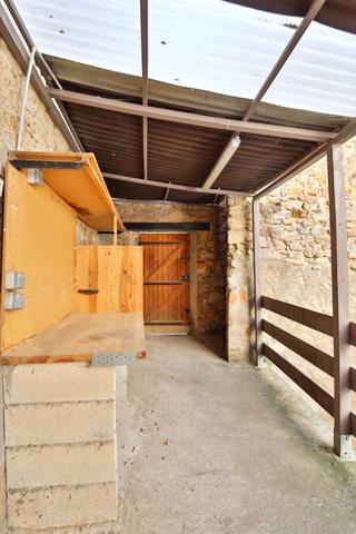 Maison Nevian 4 pièce(s) 99 m2