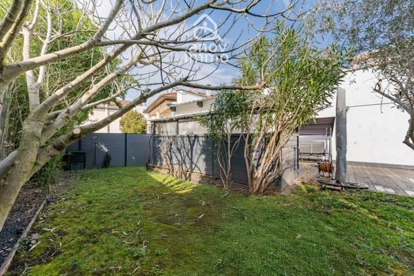 Maison 5 pièce(s) 3 chambre(s) 168 m²