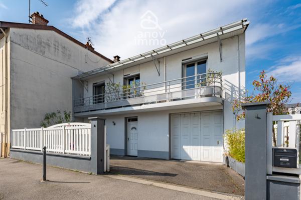 Maison 5 pièce(s) 3 chambre(s) 168 m²
