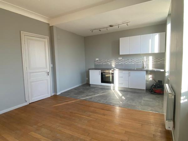 Ensemble de 2 appartements T3 et T2 avec terrasse