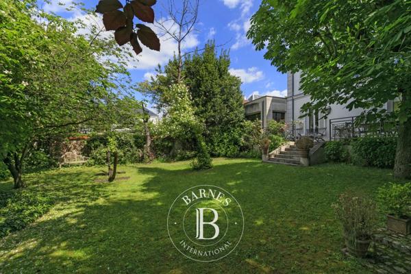 Saint-Maur-des-Fossés, Maison 5 Chambres -  248 m² à vendre