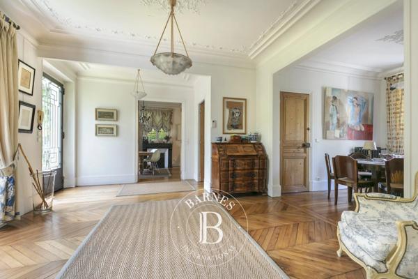 Saint-Maur-des-Fossés, Maison 5 Chambres -  248 m² à vendre