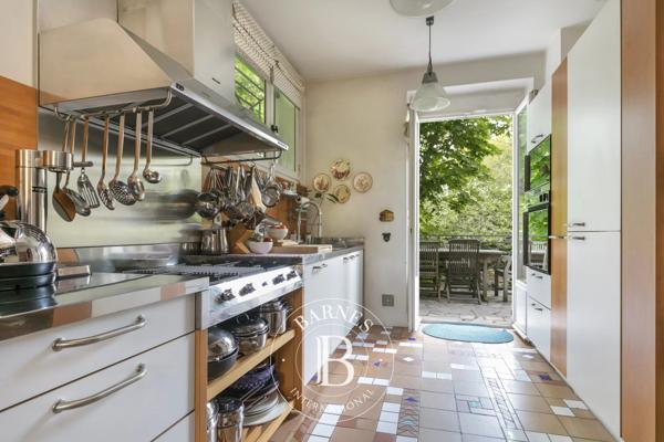 Saint-Maur-des-Fossés, Maison 5 Chambres -  248 m² à vendre