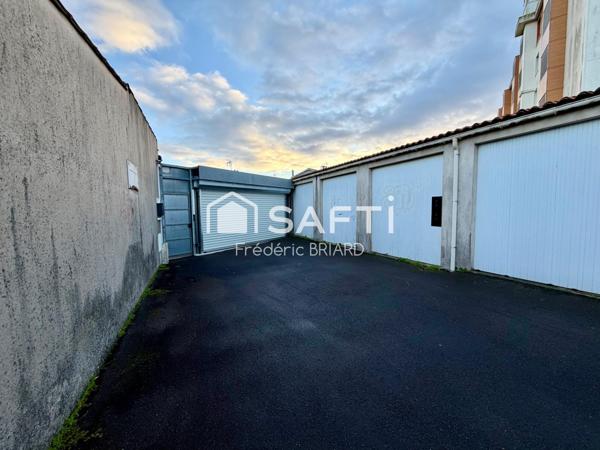 Les Sables d'Olonne. Garage sécurisé 15.30m2