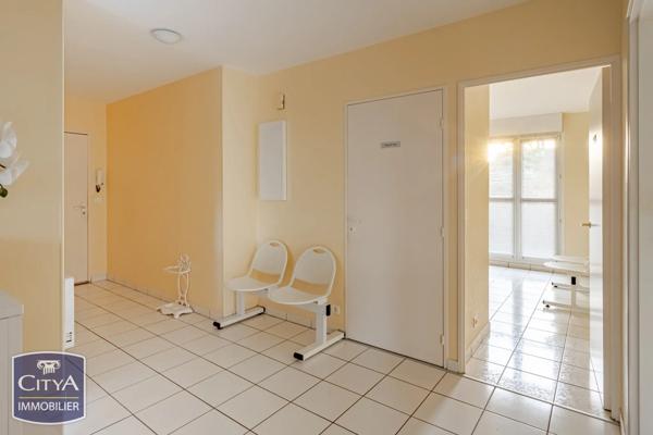 Local commercial à vendre 72.35m²