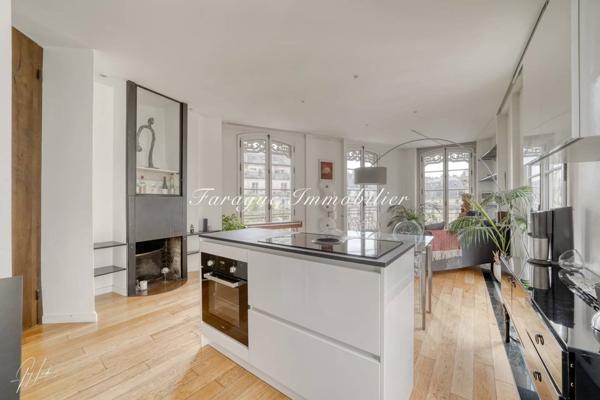 Appartement d’exception avec panorama unique sur la Porte Saint-Denis