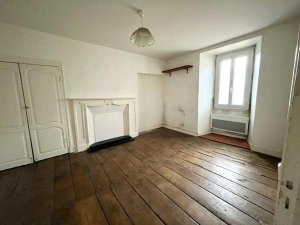 Appartement à vendre |  Saint-Yrieix-la-Perche |  4 pièces | 81 m²