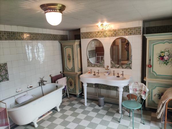 À vendre - Maison ancienne, 14 pièces située à Joué-lès-Tours (37300)