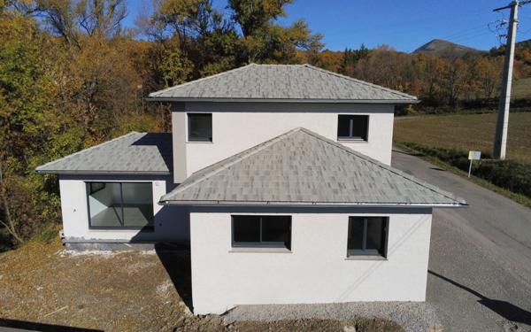 Maison à vendre    5 pièces • 113,80 m2 La Rochette