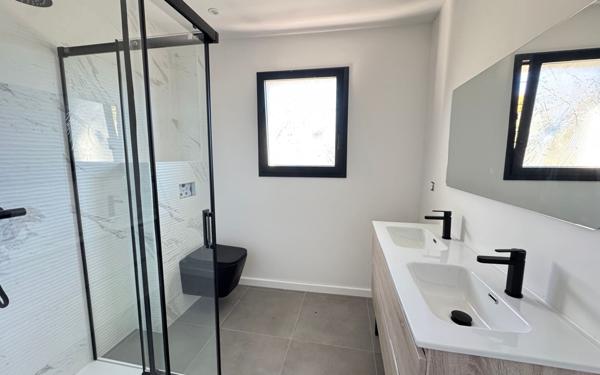 Maison à vendre    5 pièces • 113,80 m2 La Rochette