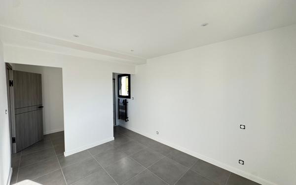 Maison à vendre    5 pièces • 113,80 m2 La Rochette