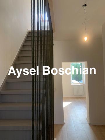 MAISON 86M2 -JARDIN- GARAGE 2 VOITURES