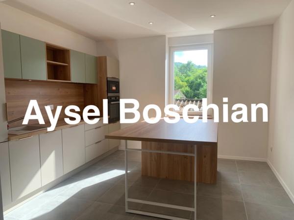 MAISON 86M2 -JARDIN- GARAGE 2 VOITURES