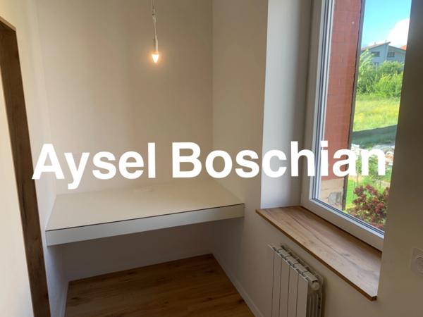 MAISON 86M2 -JARDIN- GARAGE 2 VOITURES