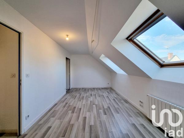 Maison de village 3 pièces de 86 m² à Oinville-Saint-Liphard (28310)