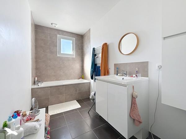 Maison à vendre 495 000 € Bezons 5 p 98 m² DPE B