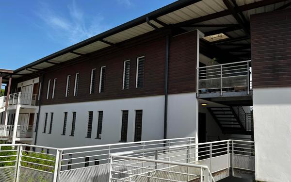 Appartement à vendre    2 pièces • 42,94 m2 Remire-Montjoly