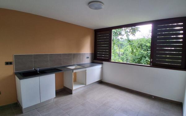 Appartement à vendre    2 pièces • 42,94 m2 Remire-Montjoly