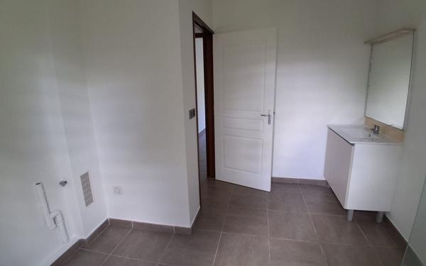 Appartement à vendre    2 pièces • 42,94 m2 Remire-Montjoly