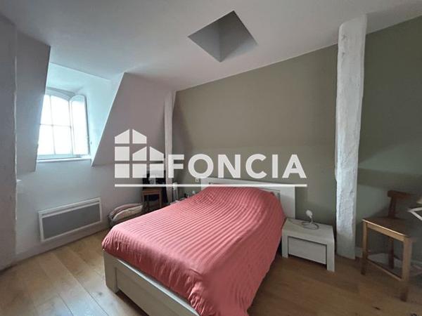 Location Appartement 2 pièces 52.07 m² - 62 COURS NATIONAL MICHEL BARON - APPART 301 Saintes 17100