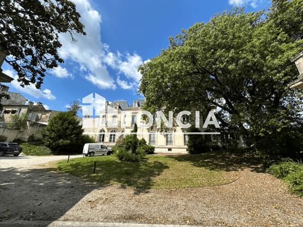 Location Appartement 2 pièces 52.07 m² - 62 COURS NATIONAL MICHEL BARON - APPART 301 Saintes 17100