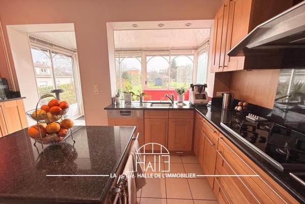 Maison 8 pièces - 170 m² Exclusivité efficity