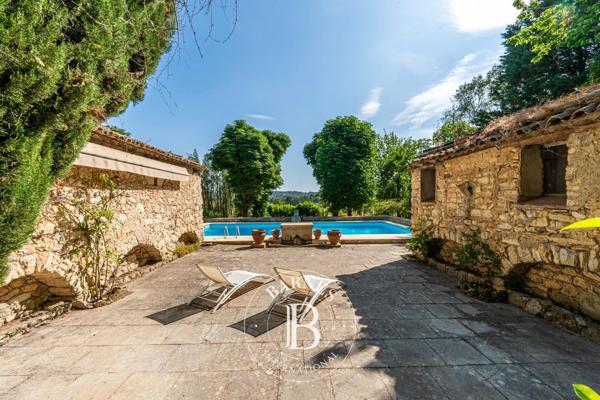 Aix-en-Provence, Château 13 Chambres -  1 011 m² à vendre