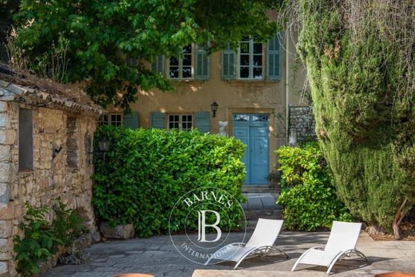 Aix-en-Provence, Château 13 Chambres -  1 011 m² à vendre