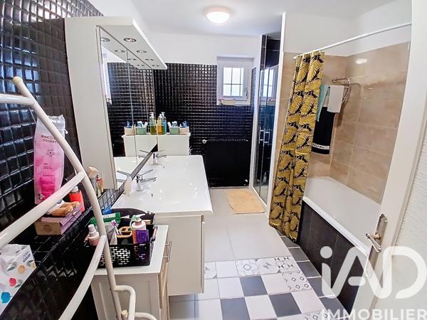 Maison à vendre 7 pièces 274 m² Varenne-l'Arconce