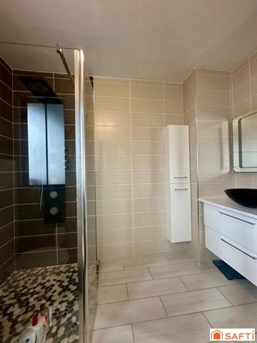 Maison sur sous sol aménagé avec 3 chambres