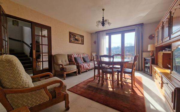 Maison à vendre    4 pièces • 106 m2 Saint-Thibault-des-Vignes