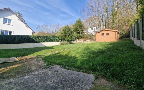 Maison à vendre    4 pièces • 106 m2 Saint-Thibault-des-Vignes