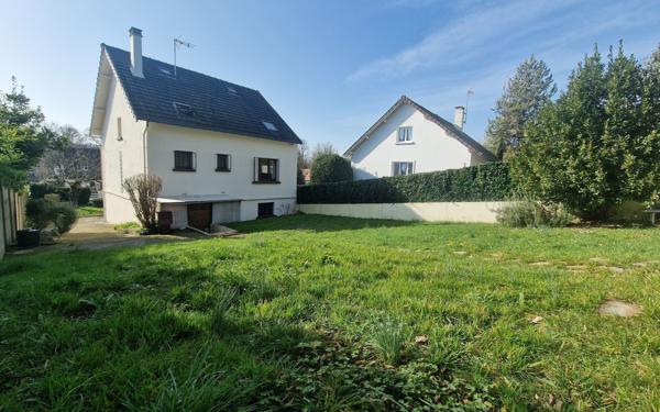 Maison à vendre    4 pièces • 106 m2 Saint-Thibault-des-Vignes