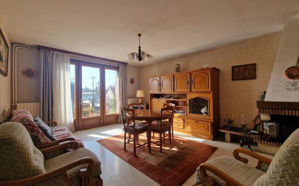 Maison à vendre    4 pièces • 106 m2 Saint-Thibault-des-Vignes