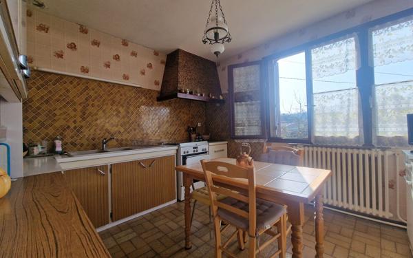 Maison à vendre    4 pièces • 106 m2 Saint-Thibault-des-Vignes