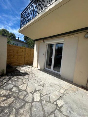 Studio meublé RIVE GAUCHE rue gratuite !