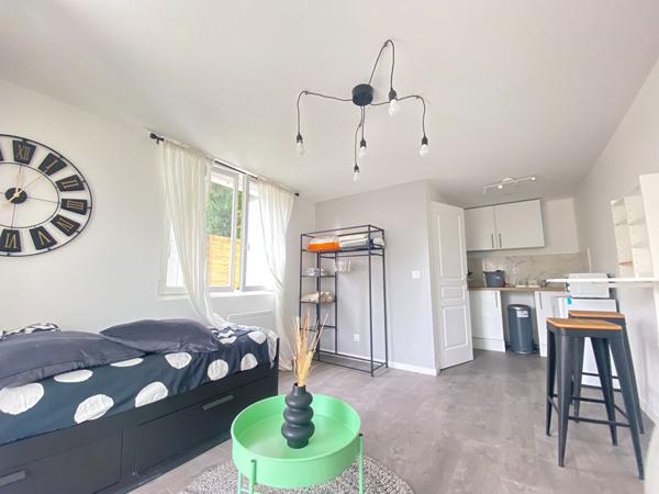 Studio meublé RIVE GAUCHE rue gratuite !