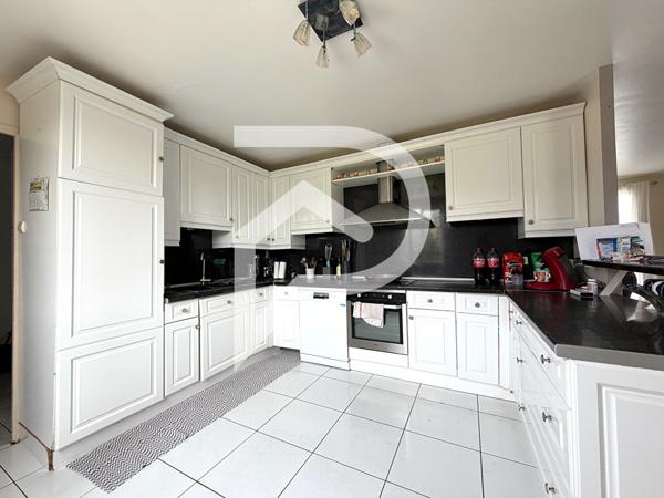 Maison 8 pièces 142 m2