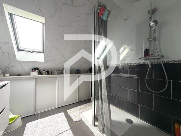 Maison 8 pièces 142 m2